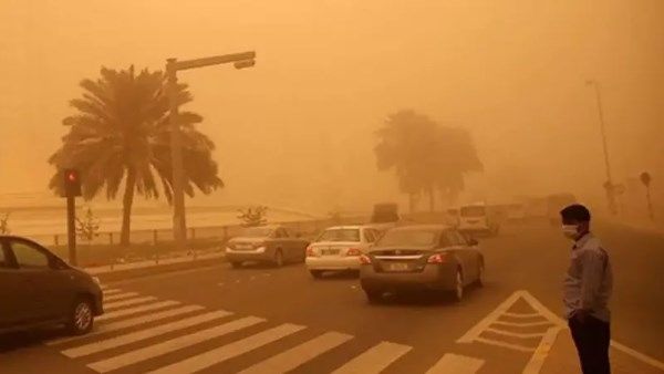 دعاء الرياح والعواصف الشديدة.. أدعية ومستحبات عند تقلبات الجو وهطول الأمطار دعاء الرياح والعواصف الشديدة.. أدعية ومستحبات عند تقلبات الجو وهطول الأمطار