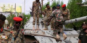 تجدد
      المعارك
      بين
      الجيش
      السوداني
      والدعم
      السريع
      "قصف
      بالطائرات
      لجنوب
      الخرطوم"