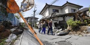 زلزال
      قوي
      يضرب
      اليابان
      وتحذيرات
      من
      تسونامي
      جديد