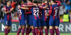 تشافي
      يقود
      برشلونة
      لاستعادة
      إنجاز
      غائب
      في
      الدوري
      الإسباني