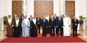 السيسي
      ورؤساء
      المجالس
      والبرلمانات
      العربية
      يناقشون
      تطورات
      الأوضاع
      بالمنطقة