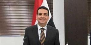 سفير مصر بلاهاي يبحث مع شركة "شل" آفاق التعاون في مجالات الطاقة والاستدامة البيئية