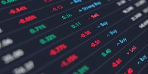 نائب رئيس البورصة: انخفاض الفوائد البنكية يدفع بقوة نحو تنشيط سوق المال