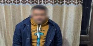 ضبط شخص جمع بطاقات الناخبين في المحلة
