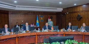 رئيس جامعة طنطا يعلن الخطة الاستراتيجية لترشيد استهلاك الطاقة .. صور