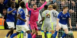 سبب استبعاد لاعب مانشستر سيتي من مواجهة برينتفورد