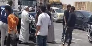 انقلاب سيارة ملاكي أعلى الطريق الإقليمي بأكتوبر