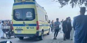 إصابة 13 شخصًا في حادث تصادم سيارة ربع نقل وتروسيكل بالمنيا | بث مباشر