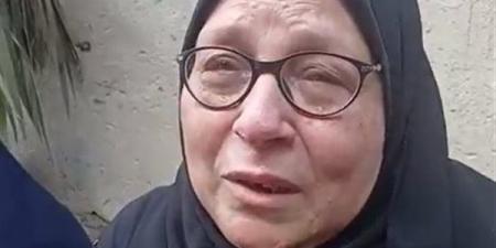 كان عريس جديد.. عمة الفنان الشاب كريم عبد العليم: العربية خبطته وهو راجع من شغله ومات | بث مباشر