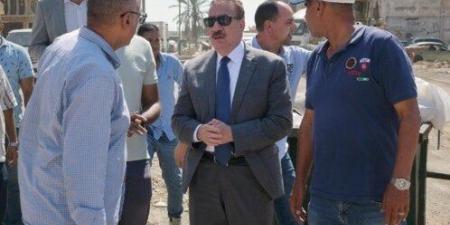 رصف شارع العاشر من رمضان وزراعة الجزر الوسطى.. تفاصيل أعمال التطوير الشامل بحي الزهور - المساء الاخباري