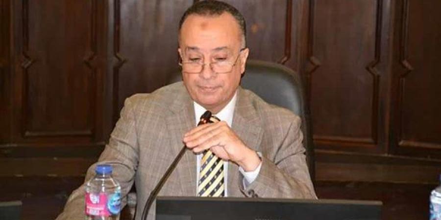 قرار
      جمهوري
      بتعيين
      الدكتور
      هشام
      سعيد
      نائبًا
      لرئيس
      جامعة
      الإسكندرية