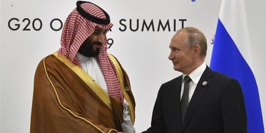 لحظة
      وصول
      بوتين
      إلى
      العاصمة
      السعودية
      (فيديو)