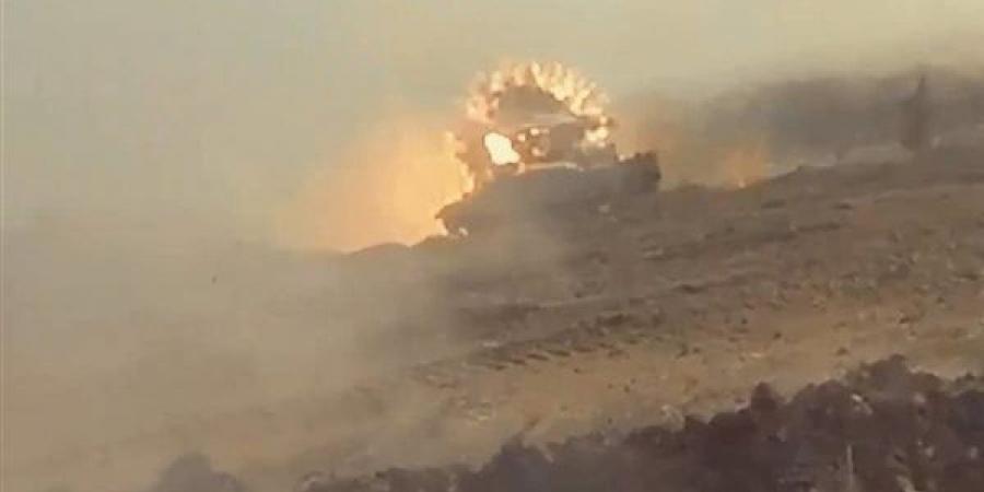 كتائب
      القسام
      تعلن
      استهداف
      دبابتين
      للاحتلال
      بقذائف
      الياسين
      105