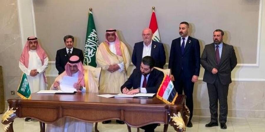 السعودية
      والعراق
      يوقعان
      اتفاقية
      شراكة
      بمجال
      الاستثمارات
      الصناعية
      للقطاع
      الخاص