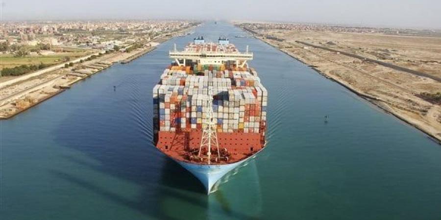 «ميناء
      دبي
      السخنة»
      بوابة
      مصر
      إلى
      الأسواق
      العالمية..
      التكلفة
      80
      مليون
      دولار..
      وخبراء:
      تحويل
      مصر
      إلى
      مركز
      لوجستي
      عالمي