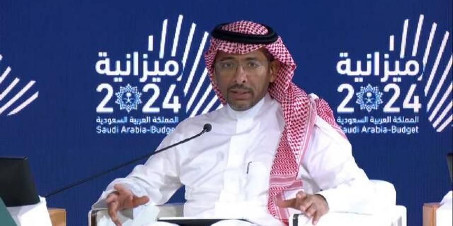 وزير
      الصناعة:
      إنتاج
      نصف
      مليون
      أوقية
      ذهب
      بالسعودية
      خلال
      عام
      2023