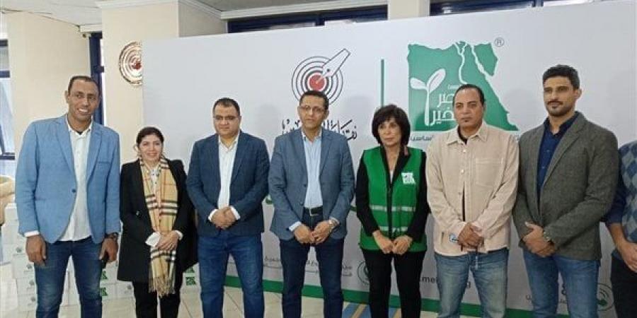 تفاصيل
      التعاون
      بين
      نقابة
      الصحفيين
      ومؤسسة
      مصر
      الخير
      لإرسال
      مساعدات
      لأهالي
      غزة