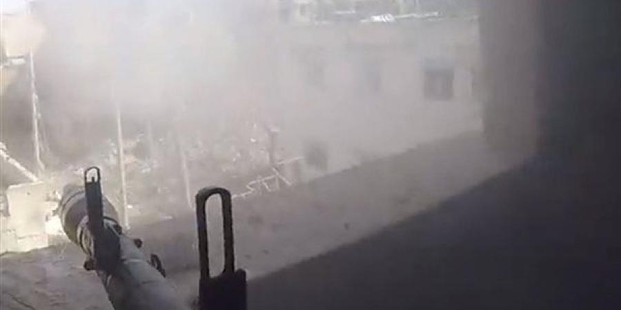 كتائب
      القسام
      تعلن
      استهداف
      دبابة
      ميركافا
      صهيونية
      في
      خانيونس