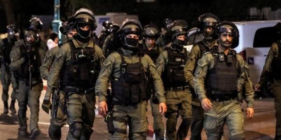 قوات
      جيش
      الاحتلال
      تقتحم
      مخيم
      عسكر
      واستشهاد
      4
      فلسطينيين
      (فيديو)