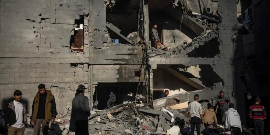 جيش
      الاحتلال
      يقتل
      ويصيب
      العشرات
      في
      غزة
      "معظمهم
      من
      الأطفال"..
      والقسام
      ترد