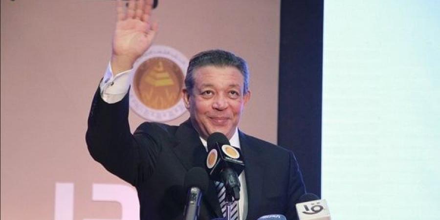 حازم
      عمر
      يدلي
      بصوته
      في
      الانتخابات
      الرئاسية
      بالقاهرة
      الجديدة،
      اليوم