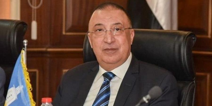 محافظ
      الإسكندرية
      يستقبل
      رئيس
      بعثة
      جامعة
      الدول
      العربية
      لمتابعة
      الانتخابات
      الرئاسية
      2024
