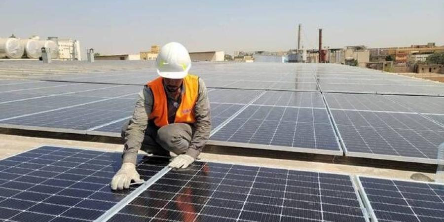 "صن
      واي"
      تسعى
      للاستحواذ
      على
      شركتي
      تركيبات
      طاقة
      شمسية
      في
      مصر