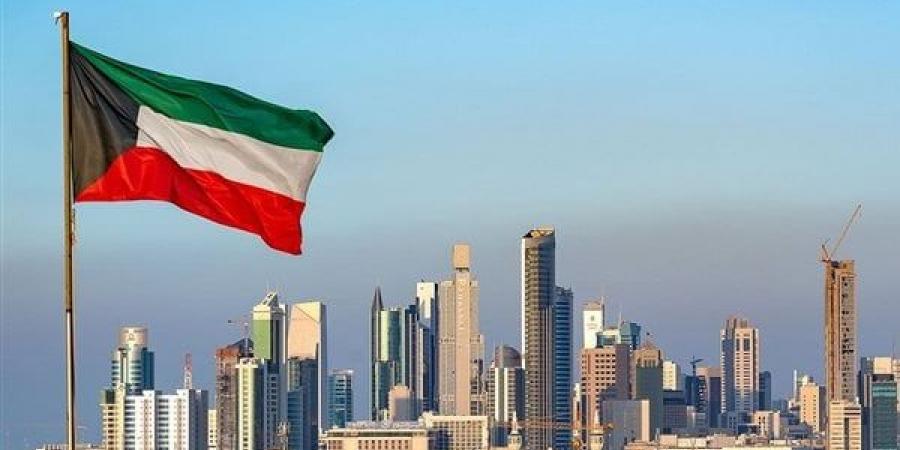 عقوبات
      مشددة
      على
      مخالفي
      الزيارة
      وجواز
      سفر
      المواليد
      في
      قانون
      الإقامة
      الجديد
      بالكويت