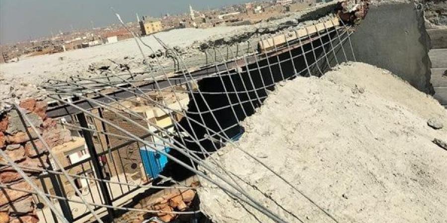 تنفيذ
      إزالة
      في
      المهد
      لبناء
      مخالف
      بمنطقة
      حي
      جنوب
      مدينة
      الأقصر