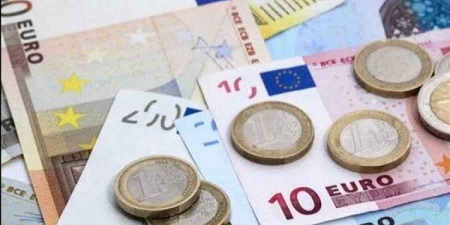 سعر
      اليورو
      مقابل
      الجنيه
      صباح
      تعاملات
      اليوم
      الإثنين
      18-
      12-
      2023