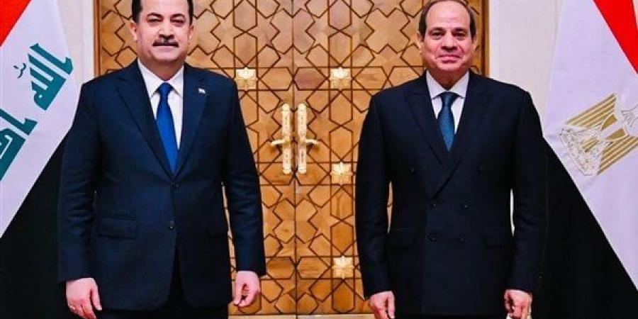 السيسي
      يؤكد
      لـ
      السوداني
      حرص
      مصر
      على
      التشاور
      المستمر
      مع
      العراق
      في
      جميع
      الموضوعات
      الثنائية
      والإقليمية