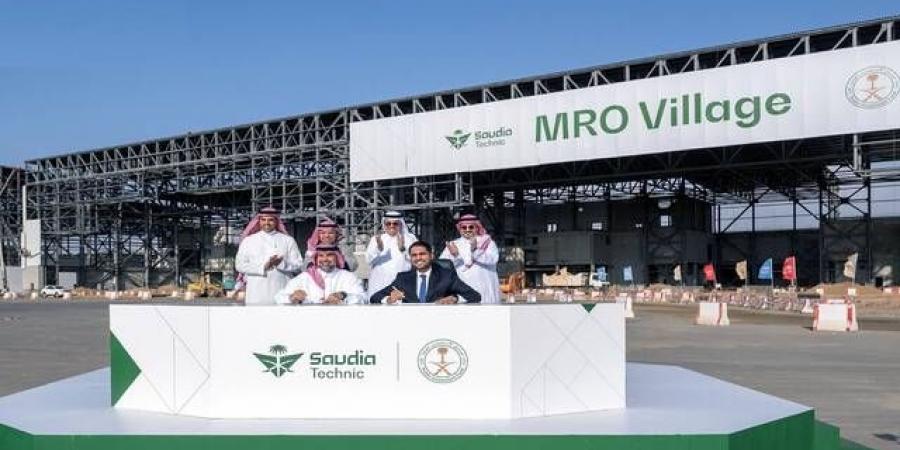 صندوق
      الاستثمارات
      العامة
      يوقع
      اتفاقية
      للاستثمار
      في
      "السعودية
      لهندسة
      الطيران"