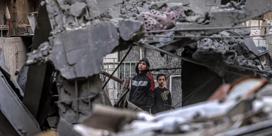 "أكثر
      أيام
      الحرب
      دموية"..
      250
      شهيدًا
      و500
      مصاب
      جراء
      القصف
      الإسرائيلي
      على
      غزة