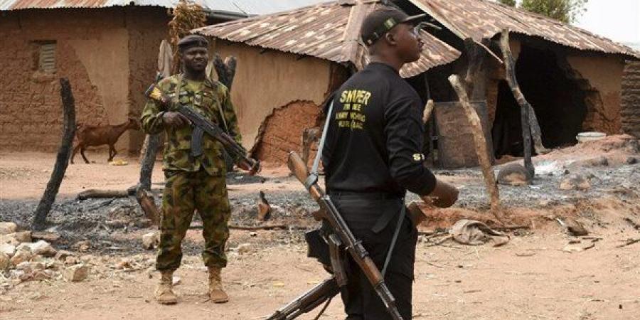 ارتفاع
      حصيلة
      قتلى
      الهجمات
      بولاية
      بلاتو
      في
      نيجيريا
      إلى
      163
      شخصا
      وأكثر
      من
      300
      جريح