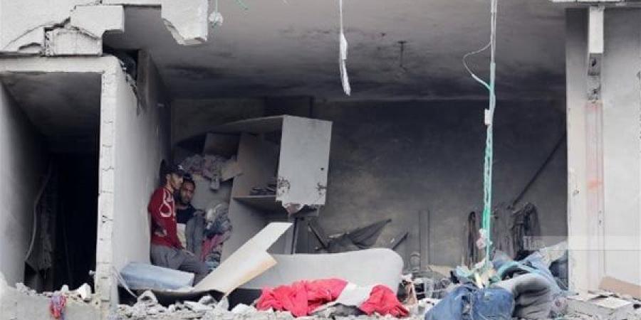 شهداء
      وعدد
      من
      المفقودين
      في
      قصف
      إسرائيلي
      لمنزل
      في
      خان
      يونس
      (فيديو)