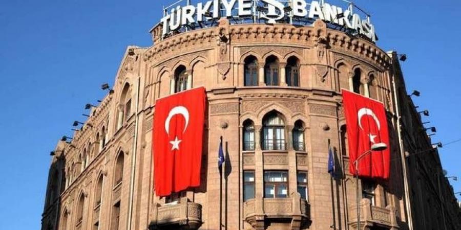 رفع
      الحد
      الأدنى
      للأجور
      بتركيا
      يفاقم
      مخاوف
      التضخم
      ويُضعف
      الليرة