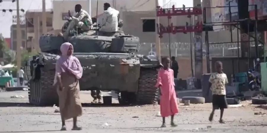 اشتباكات
      بين
      الجيش
      السوداني
      وميليشيا
      الدعم
      السريع
      في
      أم
      درمان
      القديمة