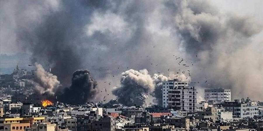 في
      اليوم
      الـ83
      من
      العدوان،
      عشرات
      الشهداء
      والجرحى
      في
      سلسلة
      غارات
      على
      قطاع
      غزة
      (فيديو)