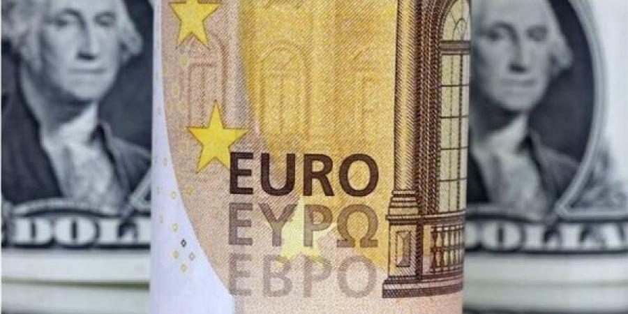 سعر
      اليورو
      مقابل
      الجنيه
      المصري
      بداية
      تعاملات
      اليوم
      الأحد
      7-
      4
      -
      2024