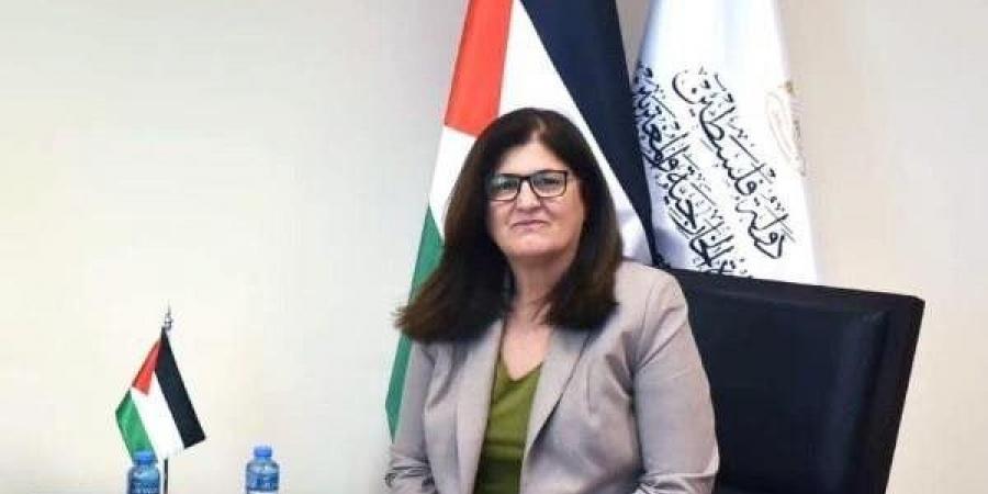 وزيرة الخارجية الفلسطينية تبحث مع نظيرها اليوناني تعزيز العلاقات الثنائية