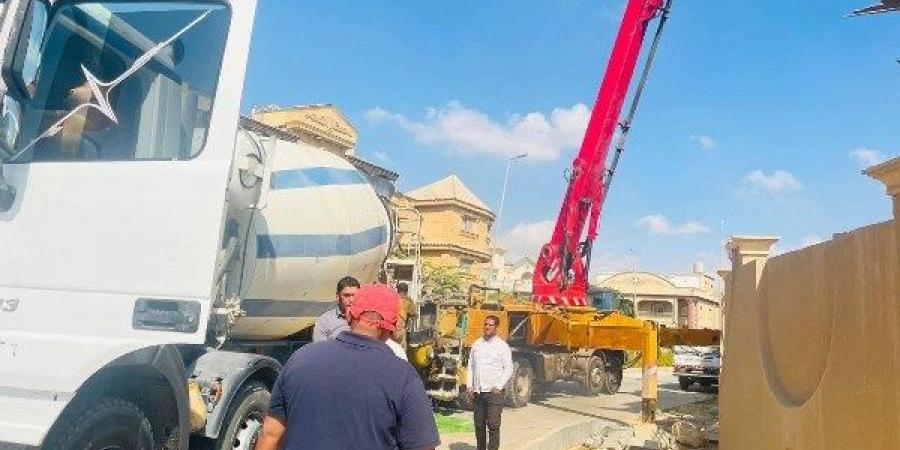 لا تهاون مع المُخالفين.. رئيس جهاز 6 أكتوبر: استمرار الضربات الأمنية وضبط 5 سيارات نقل وخلاطة وبامب