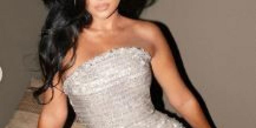 مهرجان الجونة السينمائي 2025.. شرطة الموضة تتغزل في سحر أسماء جلال