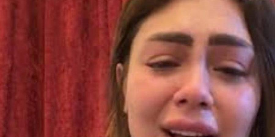 لتنفيذ حكم حبس سنة.. التحفظ على هدير عبد الرازق وترحيلها لـ سجن النساء
