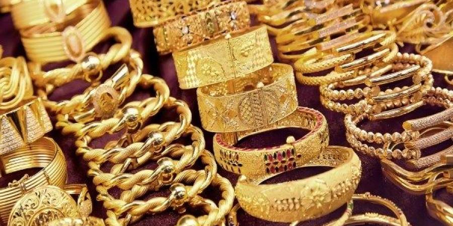 بعد قفزة الاحتياطي لـ50 مليار دولار.. مفاجأة في سعر الذهب وعيار 21 الآن