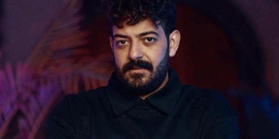 يارتني كنت مكانه .. شقيقة إسماعيل الليثي تبكي في أول ظهور لها بعد وفاته