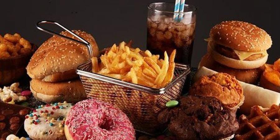دراسة تكشف الخطر الصامت خلف الأطعمة الجاهزة