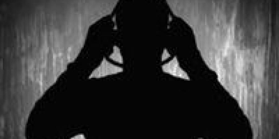 لمروره بأزمة نفسية سيئة.. شاب ينهي حياته شنقا بدار السلام