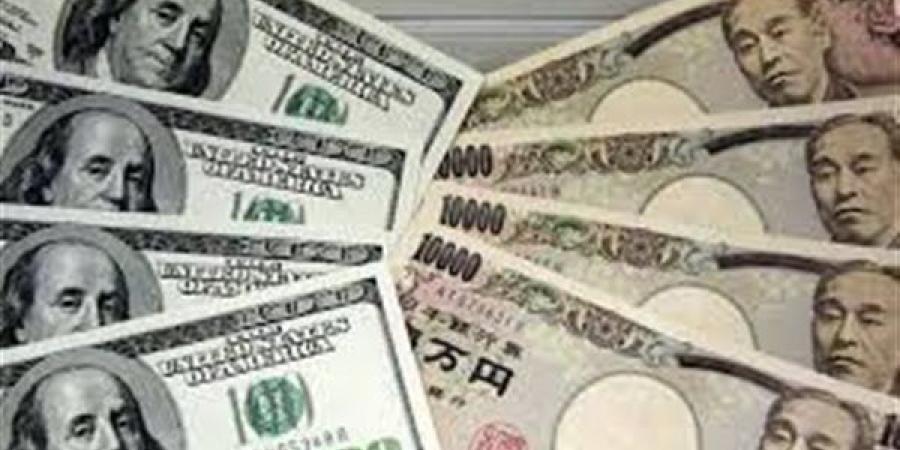 هبوط الين الياباني لأدنى مستوى منذ يوليو 2024 وسط مخاوف سياسية وأميركية