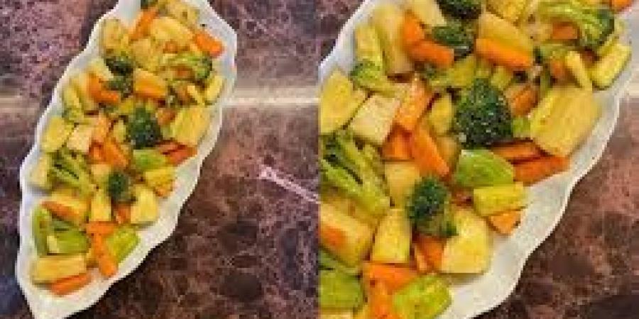 «طعم صحي وخفيف».. طريقة عمل خضار سوتيه على البخار زي المطاعم في البيت