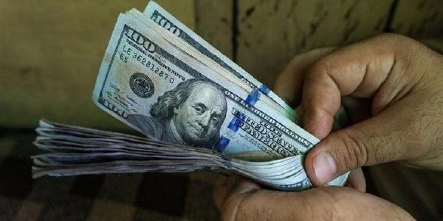 عاجل.. أخر تطورات سعر الدولار أمام الجنيه المصري اليوم السبت 11 أبريل